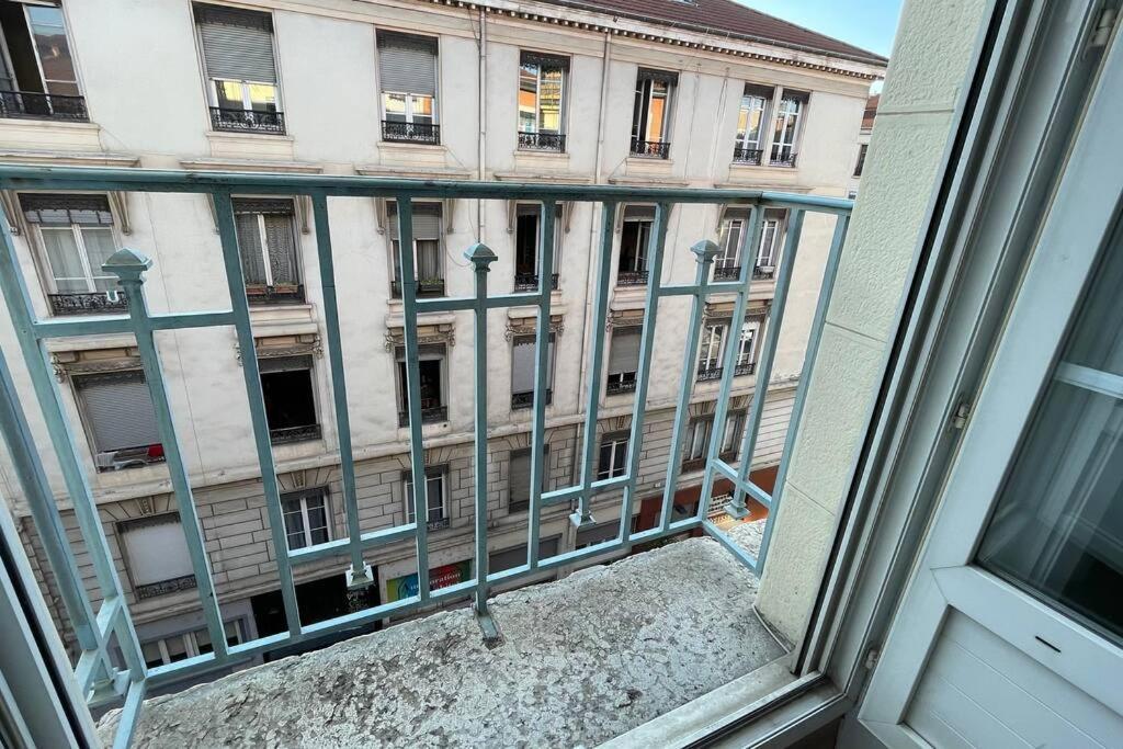 Appartement Renove Proche Du Parc De La Tete D'Or Вийёрбан Экстерьер фото
